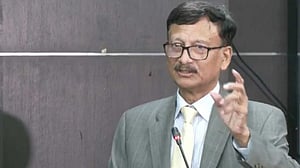আমাদের কী করার আছে? হাসিনার ভিসা নিয়ে পররাষ্ট্র উপদেষ্টা