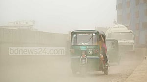 ২৭০২ দিনের মধ্যে নির্মল বাতাস ৫৭ দিন, ঢাকায় দম নেওয়ার উপায় কী?
