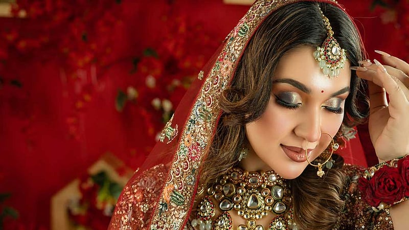 অপু কেন কনের সাজে?