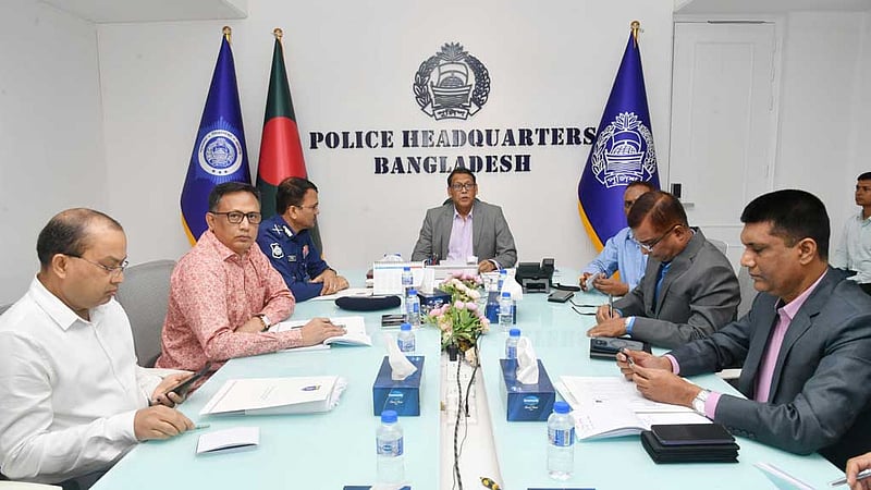 মামলায় নিরীহদের হয়রানি না করার নির্দেশ আইজিপির