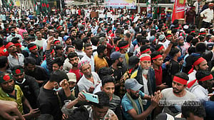 ব্যাটারিচালিত রিকশা: বিক্ষোভ পঞ্চম দিনে