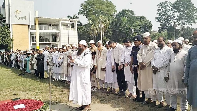 বেনাপোলে নানা-নানীর কবরের পাশে চিরনিদ্রায় শায়িত হল আবদুল্লাহ
