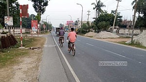 যশোরে ট্রাকচাপায় প্রাণ গেল শ্রমিকের