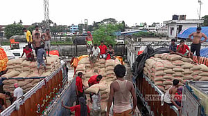 চাল রপ্তানিতে নতুন শর্ত চাপাল ভারত