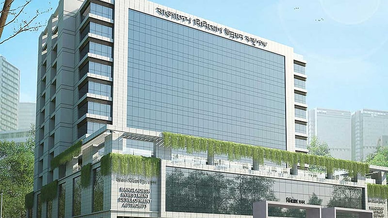 ট্রাম্পের শুল্ক কমাতে সরকারকে দ্রুত উদ্যোগী হওয়ার পরামর্শ
