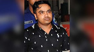 নারী হাজতখানায় পরিবারের সঙ্গে তুফান সরকারের সাক্ষাৎ, এসআই প্রত্যাহার