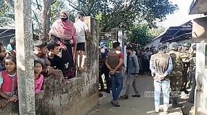 বগুড়ায় প্রতিবেশীর বাড়ি থেকে শিশুর বস্তাবন্দি লাশ উদ্ধার