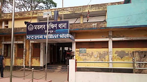 চাঁদপুরে কিশোর অটোচালককে হত্যা করে ব্যাটারি ছিনতাই