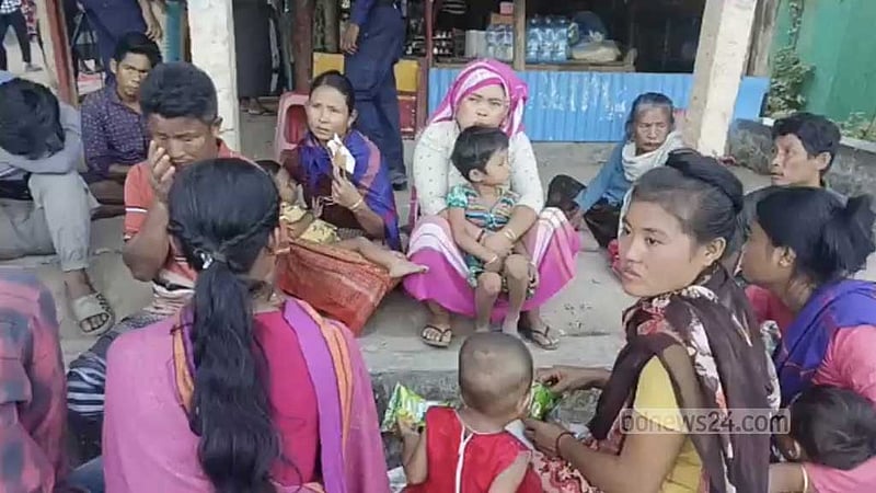 যুদ্ধের মুখে এবার মিয়ানমার থেকে এলেন ৫৬ চাকমা-তঞ্চঙ্গ্যা