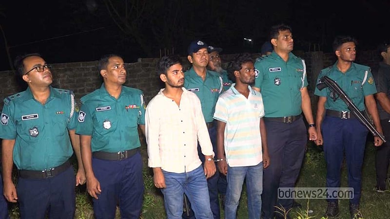 থানায় লুট হওয়া অস্ত্রের হদিস মিলল পাহাড়ের জঙ্গলে