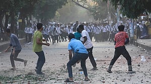 ঢাকা ও সিটি কলেজের শিক্ষার্থীদের সংঘর্ষ