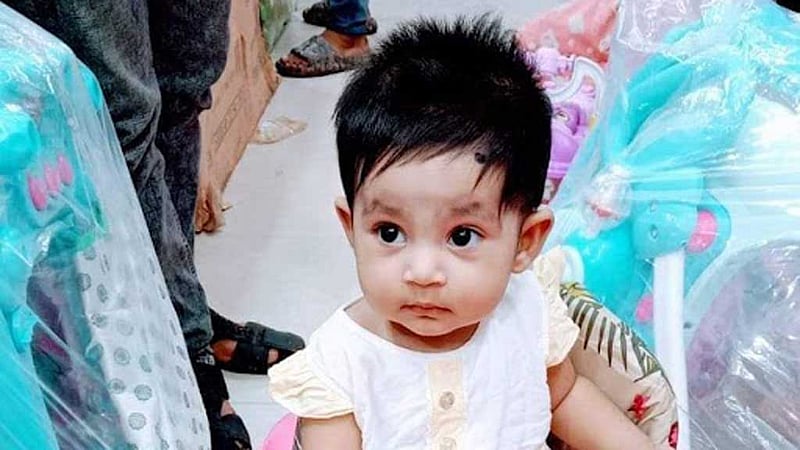 উদ্ধারের পর মায়ের কোলে ফিরল শিশু জাইফা