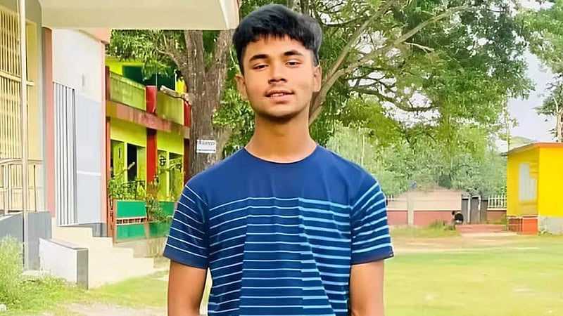 ফেনীতে পূর্ব বিরোধে ছুরিকাঘাতে কলেজছাত্র খুন