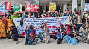 গাইবান্ধায় সাঁওতাল হত্যার বিচার ও জমি ফেরতের দাবি