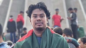 ‘মেট্রোরেলে আগুন, পুলিশ হত্যা’: সমন্বয়ক হাসিবকে ‘শোকজ’