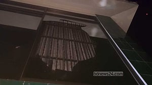 সাবেক এমপি শাহজাহান ওমরের বাড়িতে হামলা-ভাঙচুর