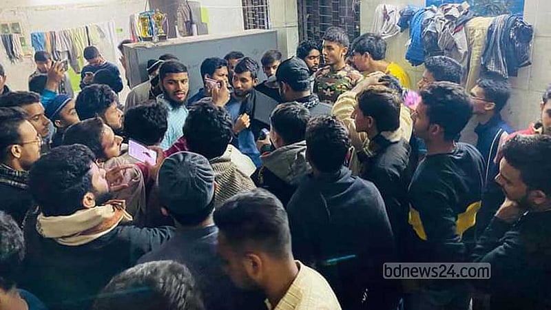 ইসলামী বিশ্ববিদ্যালয়ে র‌্যাগিংয়ের অভিযোগে ৫ শিক্ষার্থী কারাগারে