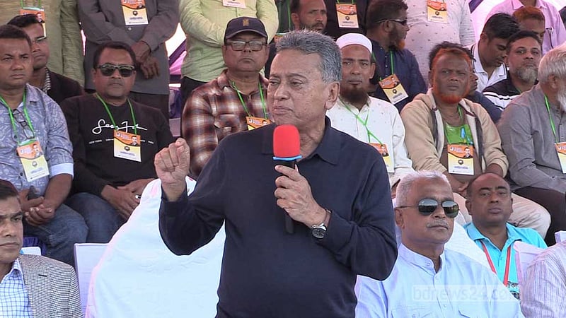 তারেক রহমানের নেতৃত্বে নতুন বাংলাদেশের স্বপ্ন দেখছে বিএনপি: আমীর খসরু