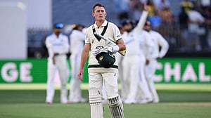 অ্যাডিলেইড টেস্টে লাবুশেনকে বাদ দিতে বললেন জনসন