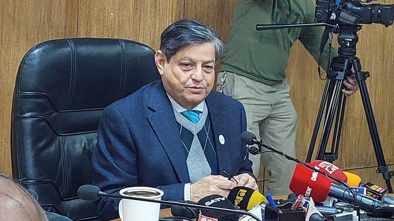 সাবেক মন্ত্রী উবায়দুল মোকতাদিরকে ট্রাইব্যুনালে হাজিরের নির্দেশ