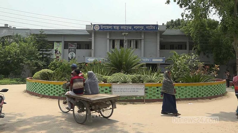 নাটোরে লেপের ভাজে থাকা সাপের কামড়ে গৃহবধূর মৃত্যু