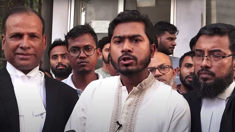 প্রধান কৌঁসুলির ‘মানহানির’ অভিযোগ, বক্তব্য প্রত্যাহার করলেন নূর