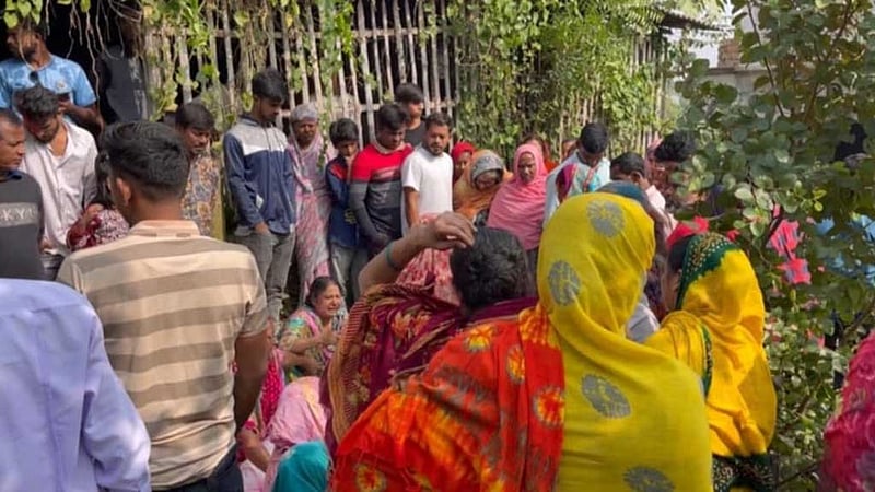 পাবনায় যুবলীগ কর্মীকে প্রথমে গুলি, পরে কুপিয়ে খুন