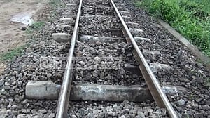 রাজবাড়ীতে ট্রেনে কাটা পড়ে বৃদ্ধের মৃত্যু
