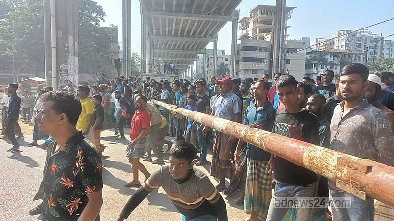 ছয় ঘণ্টা পর ঢাকার সঙ্গে সারা দেশের ট্রেন চলাচল শুরু