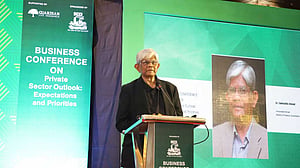 ‘এত হতাশ হবেন না’: ব্যবসায়ীদের অর্থ উপদেষ্টা