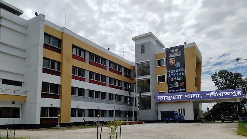শরীয়তপুরে প্রতিবেশীদের সংঘর্ষ থামাতে গিয়ে প্রাণ গেল বৃদ্ধের