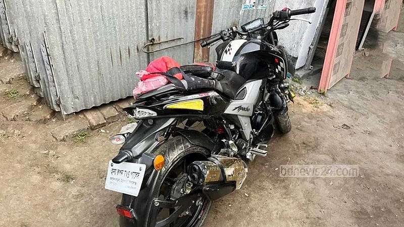 সিরাজগঞ্জে বাস-বাইক সংষর্ষে নিহত ২ ভাই