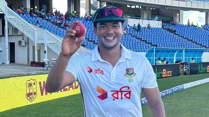 তাসকিনের ৬ উইকেটের পর ব্যাটিং বিপর্যয়ে পরাজয়ের দুয়ারে বাংলাদেশ