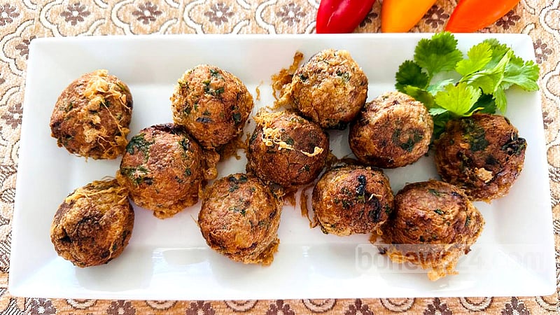 মুখরোচক টুনা মাছের কোপ্তা