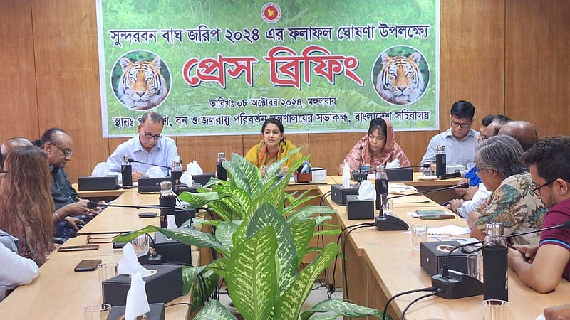 দূষণ নিয়ন্ত্রণে আইনের সঙ্গে জনসম্পৃক্ততাও চান পরিবেশ উপদেষ্টা