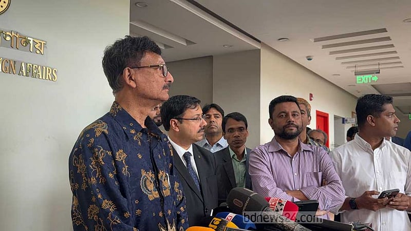 খালেদা জিয়ার বিদেশযাত্রায় প্রয়োজনীয় সহযোগিতা দেবে সরকার