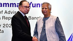 ইউনূসে ‘পূর্ণ আস্থা’ ইব্রাহিমের, সম্পর্ক শক্তিশালী করার আলোচনা