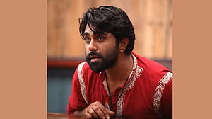 পূজায় নয়, কলকাতায় অপূর্বর অভিষেক বড়দিনে