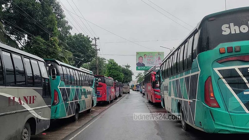 গাড়ি নড়ে না বেনাপোল সড়কে