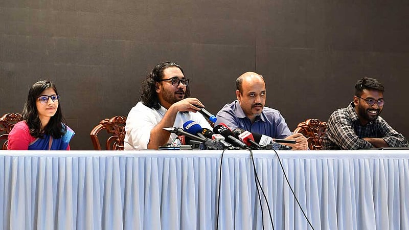 রাষ্ট্রপতি নিয়ে আসিফ নজরুলের বক্তব্যে ‘অন্তর্বর্তী সরকার একমত’