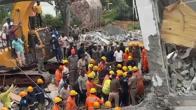 ভারতের বেঙ্গালুরুতে ভবন ধসে নিহত ৫