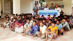 পদ্মা-মেঘনায় জাল ফেলে কারাদণ্ডের ‍মুখে ৩১ জেলে