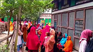 সম্পত্তি লিখে দিতে চাপ: ‘ছেলের হাতে’ বাবা খুন