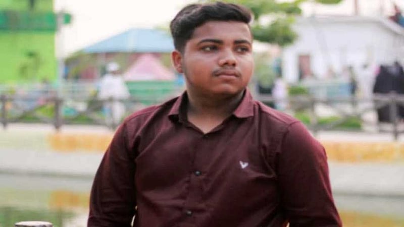 চুয়াডাঙ্গায় বাইক থেকে পড়ে ট্রাক চাপায় প্রাণ গেল কলেজছাত্রের