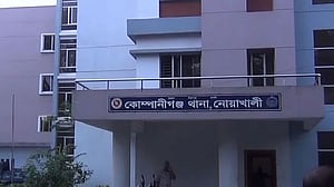 কোম্পানীগঞ্জে ঘর থেকে তুলে মা-মেয়েকে ‘দলবদ্ধ ধর্ষণ’, গ্রেপ্তার ২