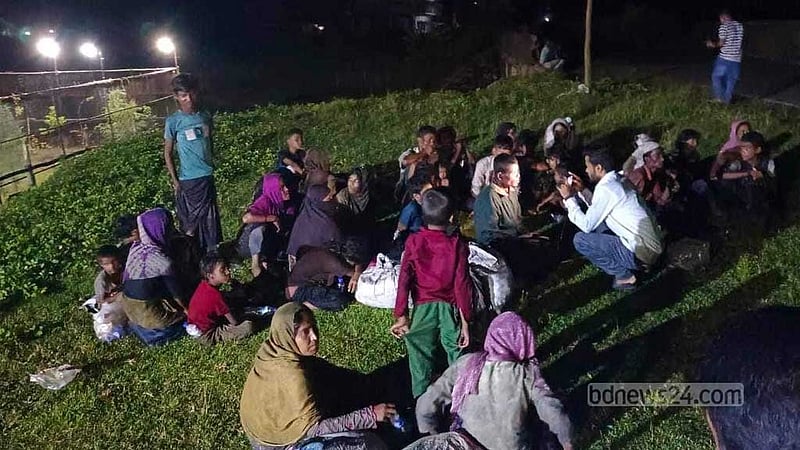 টেকনাফে সাগরপথে অনুপ্রবেশকারী ৩৭ রোহিঙ্গা আটক