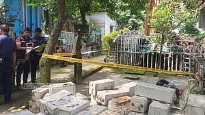 কুমিল্লায় মোবাইল টাওয়ারের নিরাপত্তা কর্মীর হাত-পা বাঁধা লাশ উদ্ধার
