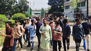 কুমিল্লা বোর্ডেও ফেল করা শিক্ষার্থীদের দিনভর বিক্ষোভ, ভোগান্তি