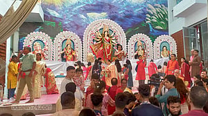 আবির বরণ বিদায় বেলা