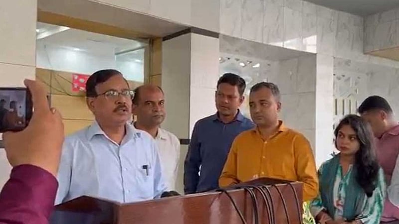 পাচার অর্থের তথ্য জানতে বিদেশে দুদকের ৭১ চিঠি, জবাব মিলেছে ২৭টির
